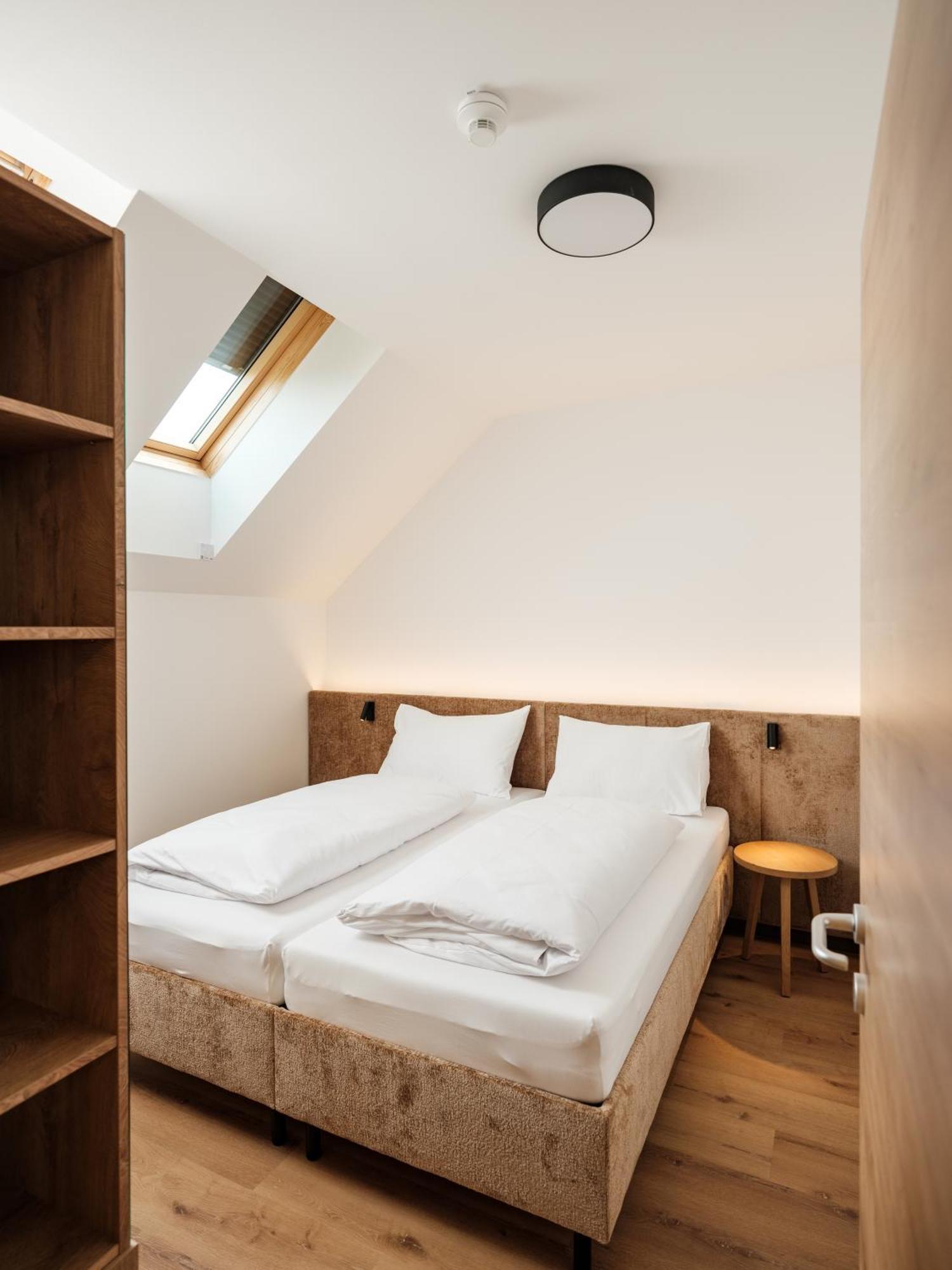 Hotel Neustifter ポイスドルフ エクステリア 写真