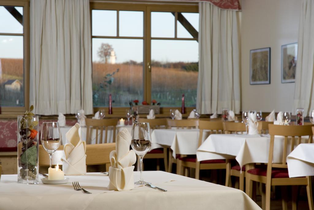 Hotel Neustifter ポイスドルフ エクステリア 写真