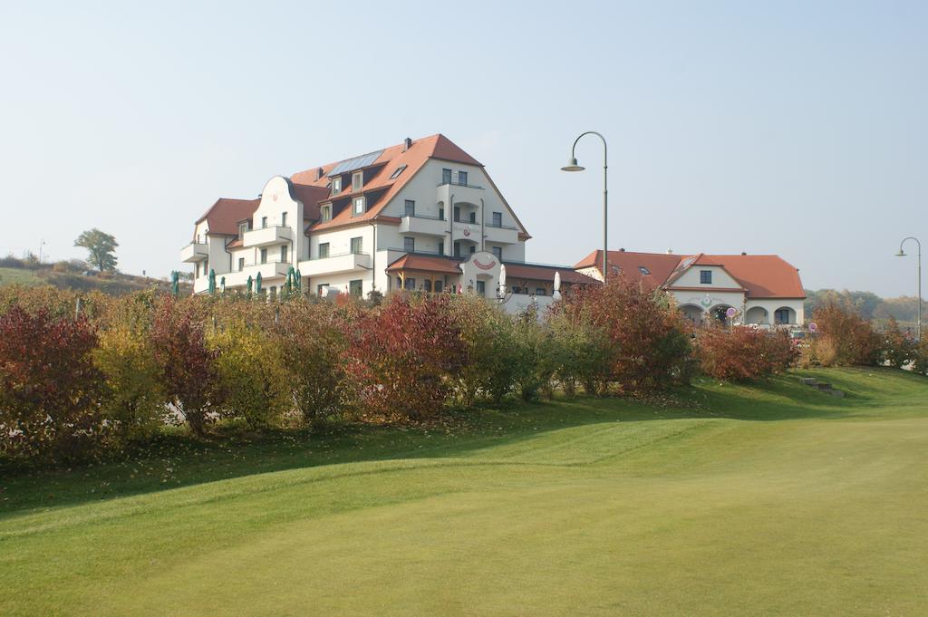 Hotel Neustifter ポイスドルフ エクステリア 写真